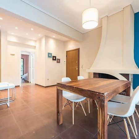 Glyfada Glass-Walled Designed Apt أثينا المظهر الخارجي الصورة