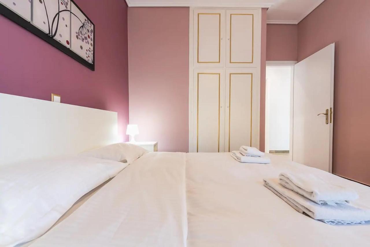 Glyfada Glass-Walled Designed Apt أثينا المظهر الخارجي الصورة