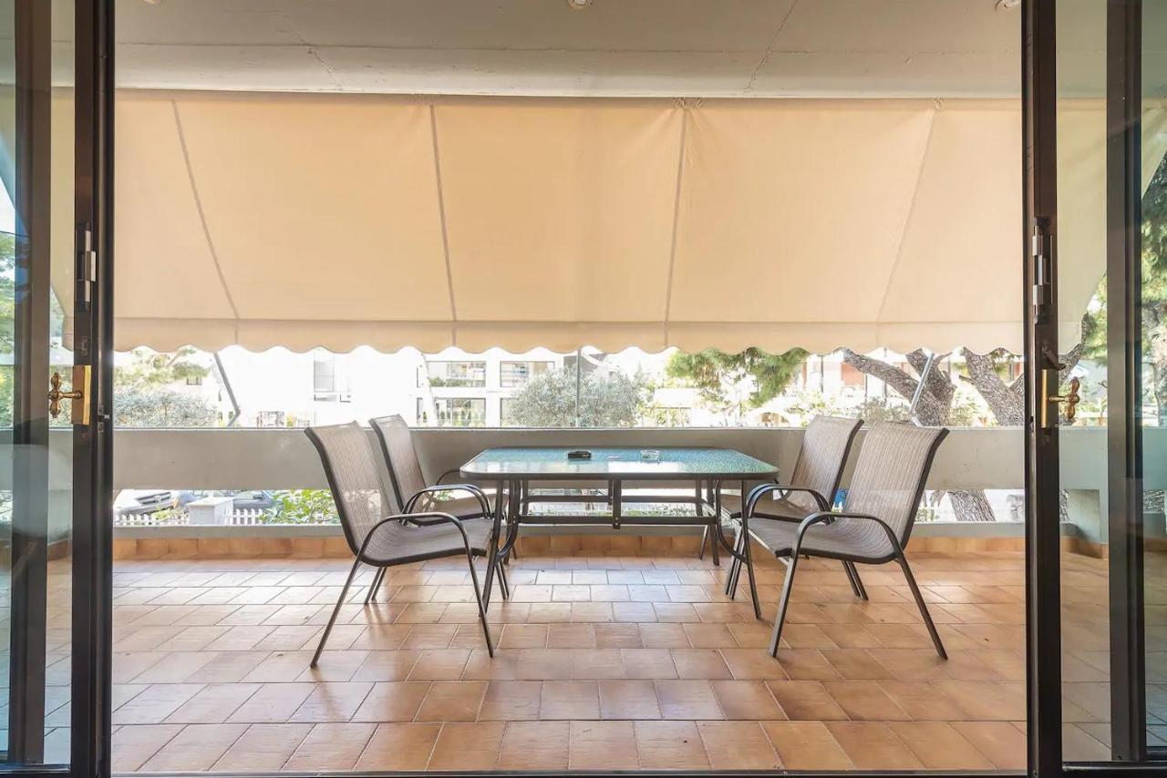 Glyfada Glass-Walled Designed Apt أثينا المظهر الخارجي الصورة