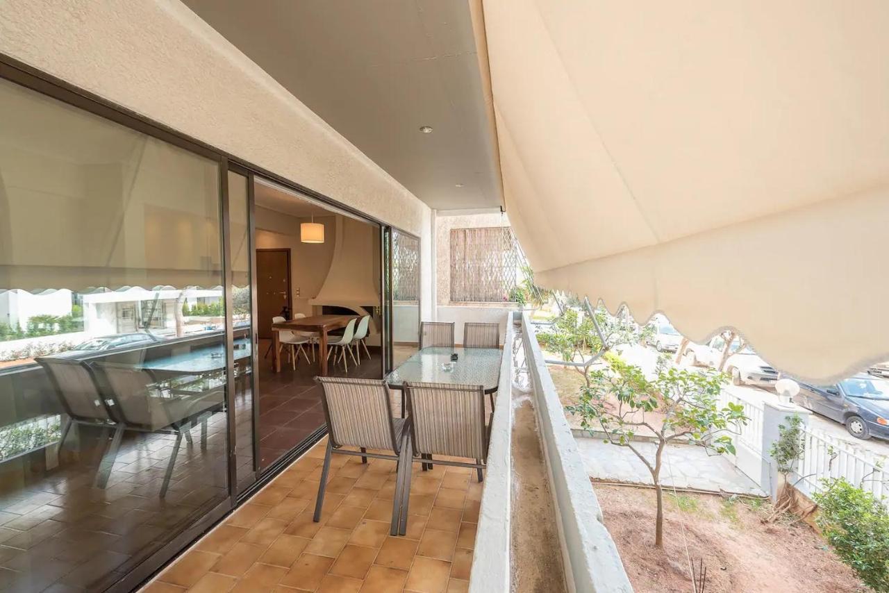 Glyfada Glass-Walled Designed Apt أثينا المظهر الخارجي الصورة