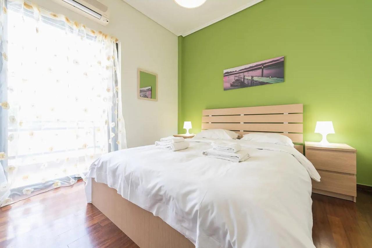 Glyfada Glass-Walled Designed Apt أثينا المظهر الخارجي الصورة